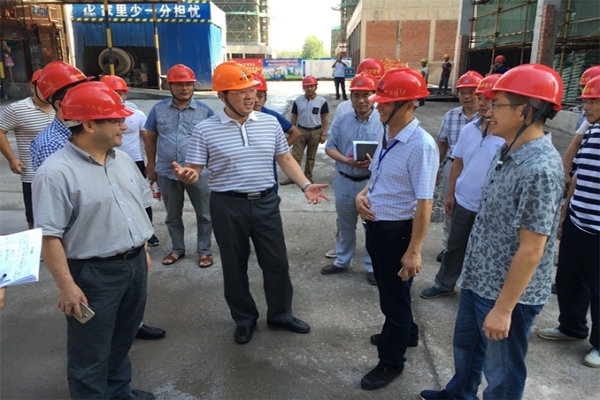 G20峰會(huì)環(huán)境質(zhì)量保障省級(jí)督查組蒞臨南城壹號(hào)督查指導(dǎo)工作